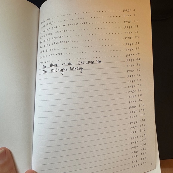 Elegant Blue Reading Journal - Picture 4 of 5